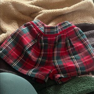 Tutto Piccolo Plaid Preppy Shorts- 24 months, EUC